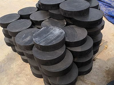临渭区板式橡胶支座由若干层橡胶片与薄钢板经加压硫化
